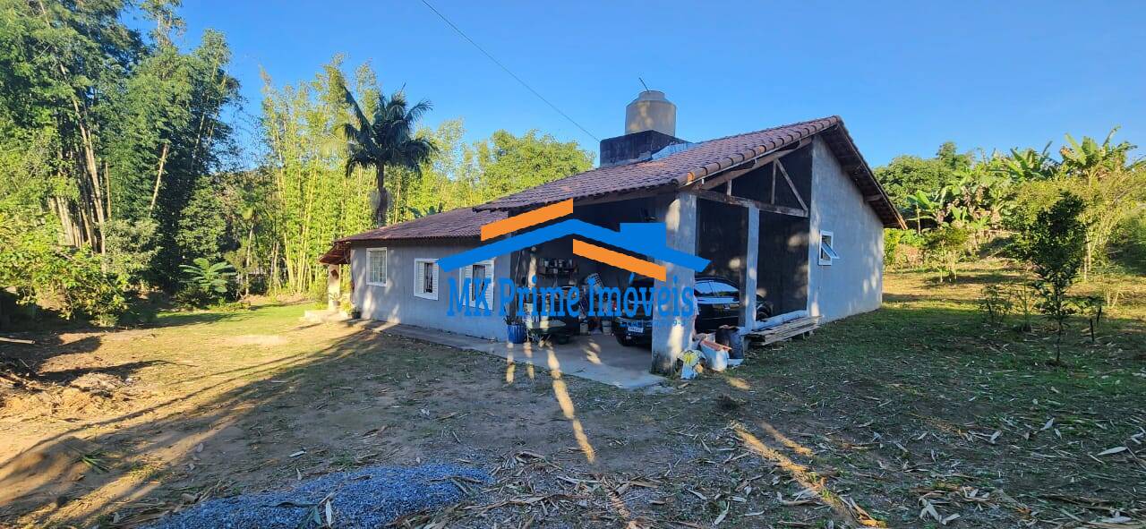 Chácara à venda com 4 quartos, 200m² - Foto 2