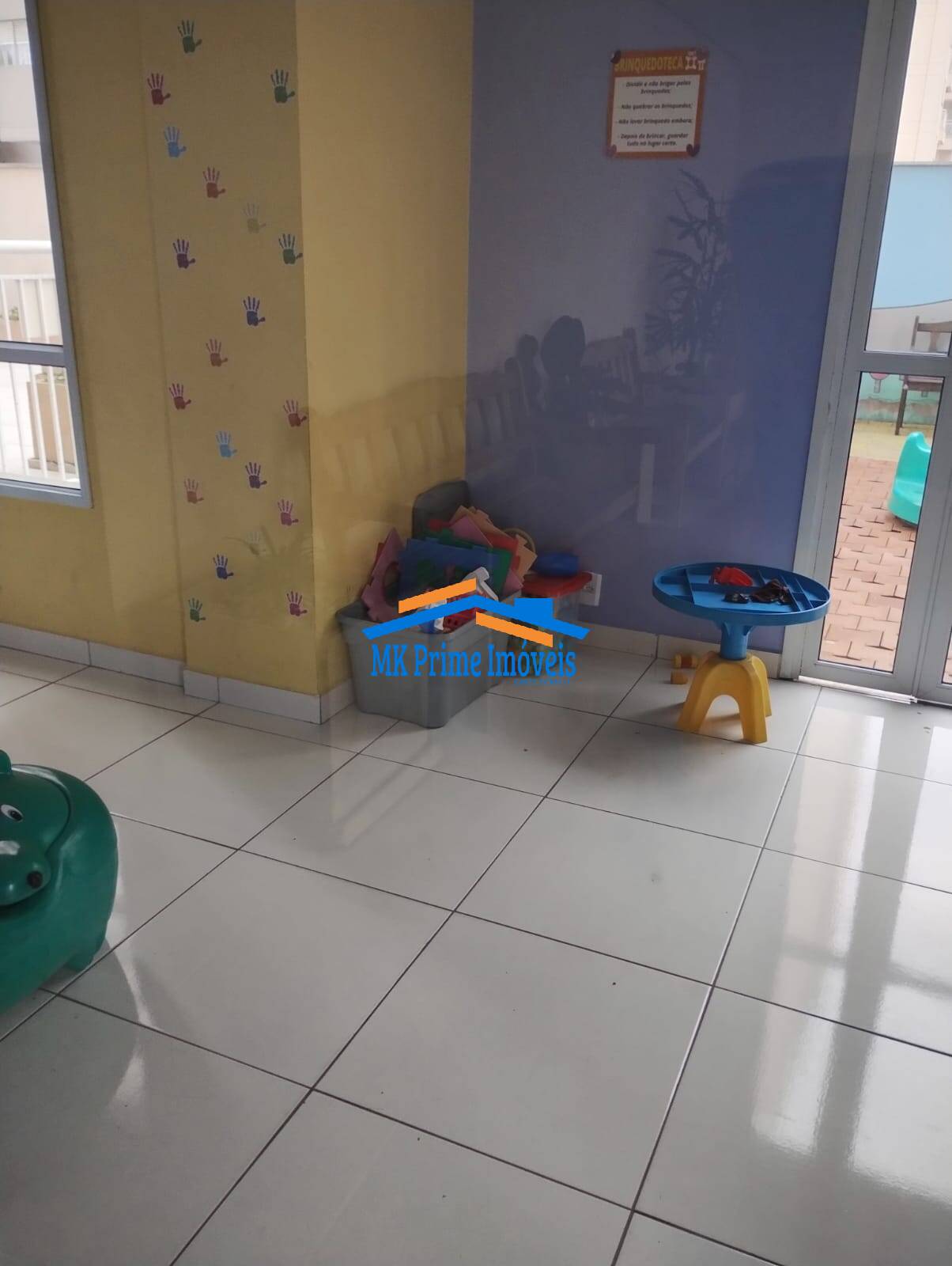 Apartamento à venda com 2 quartos, 45m² - Foto 11