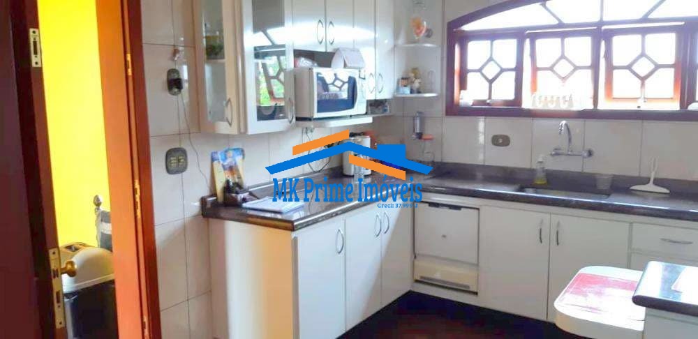 Sobrado à venda com 3 quartos, 234m² - Foto 15