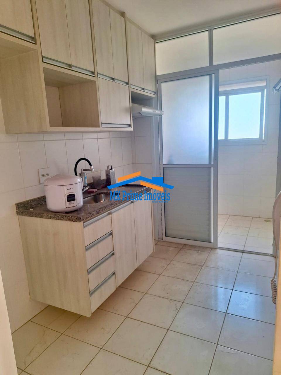 Apartamento para alugar com 2 quartos, 55m² - Foto 3