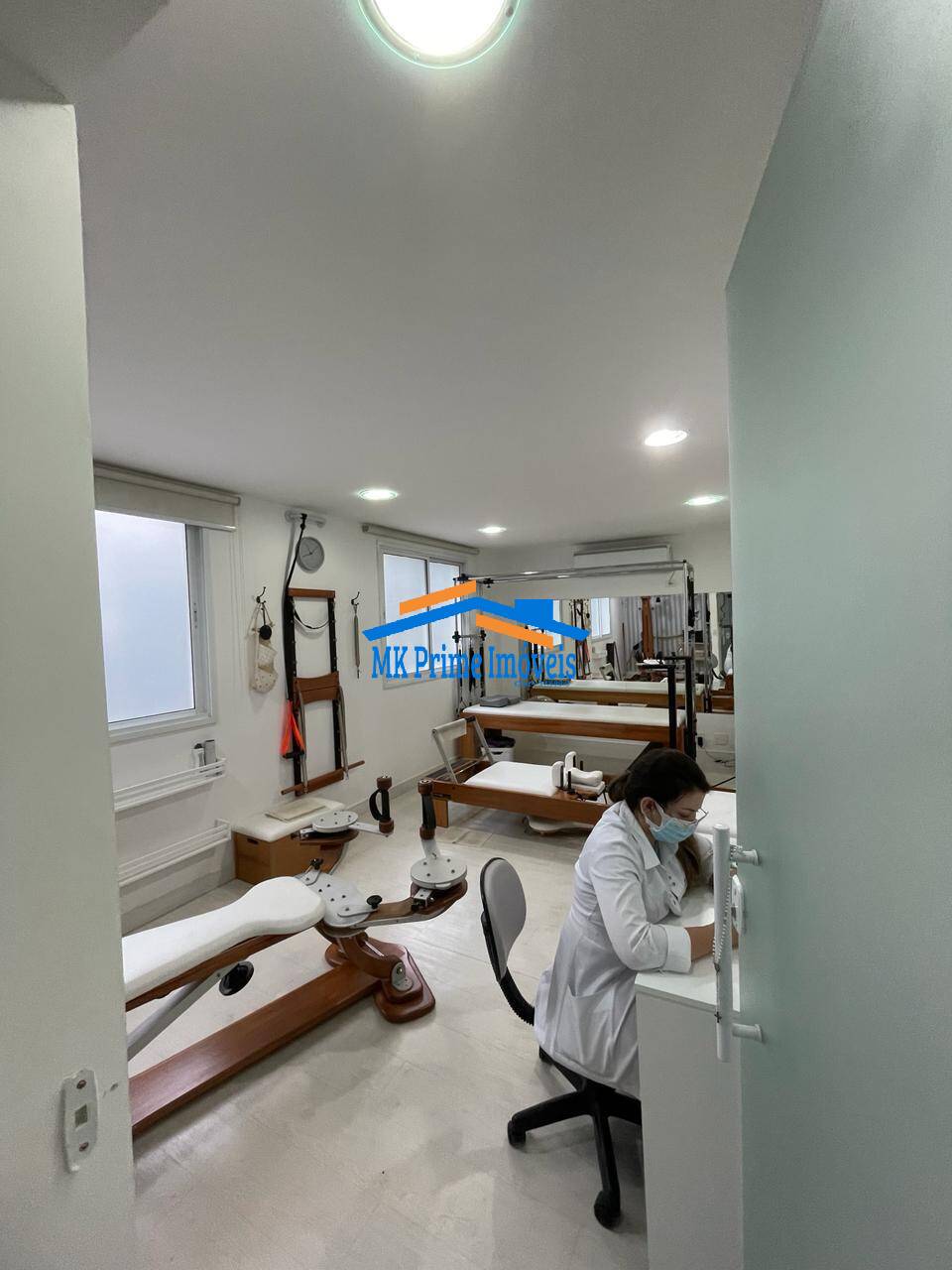Loja-Salão à venda e aluguel, 200m² - Foto 4