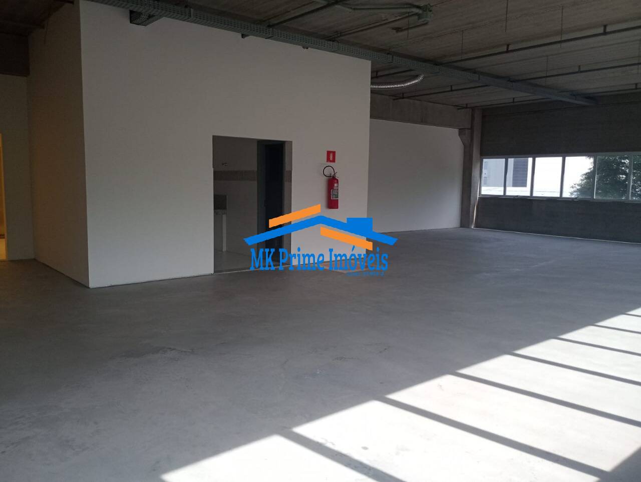 Depósito-Galpão-Armazém para alugar, 1115m² - Foto 8
