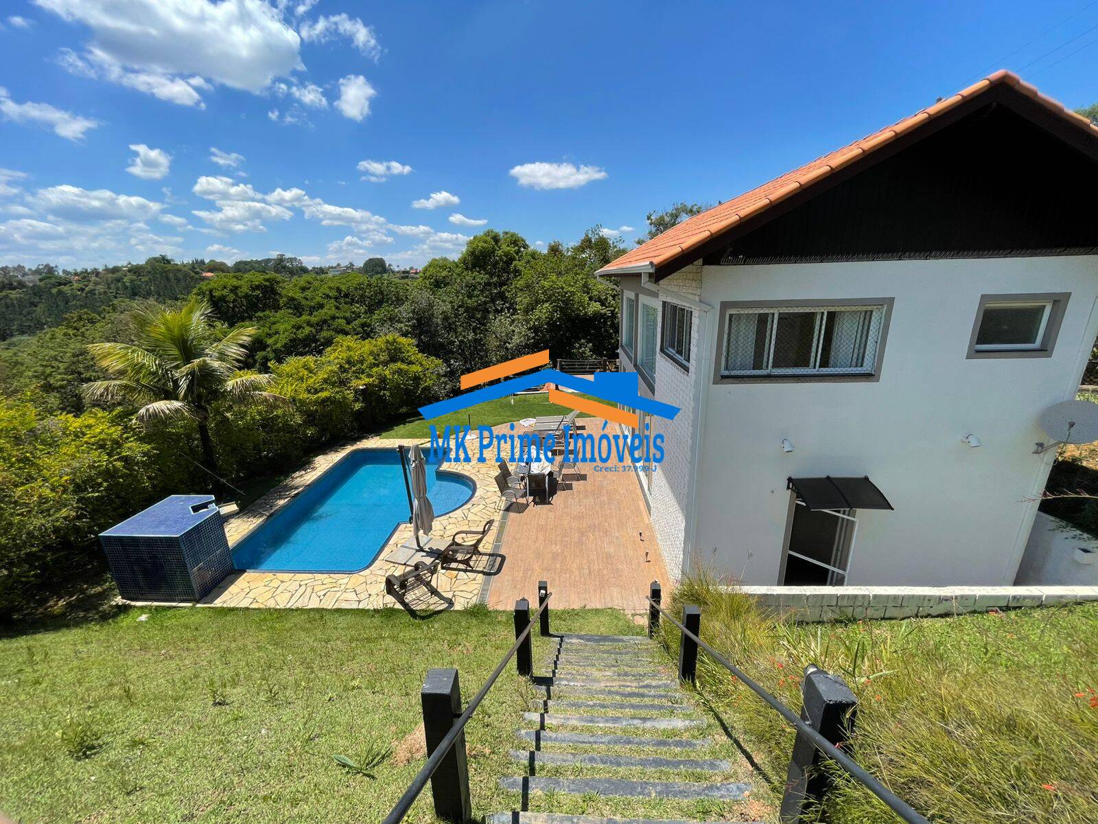 Casa de Condomínio à venda com 5 quartos, 280m² - Foto 3