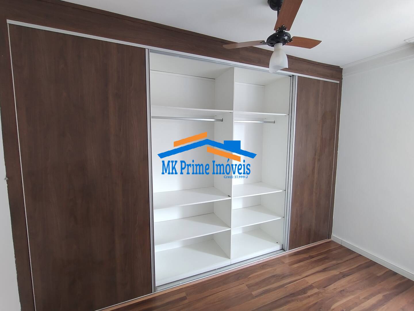 Apartamento para alugar com 2 quartos, 64m² - Foto 5