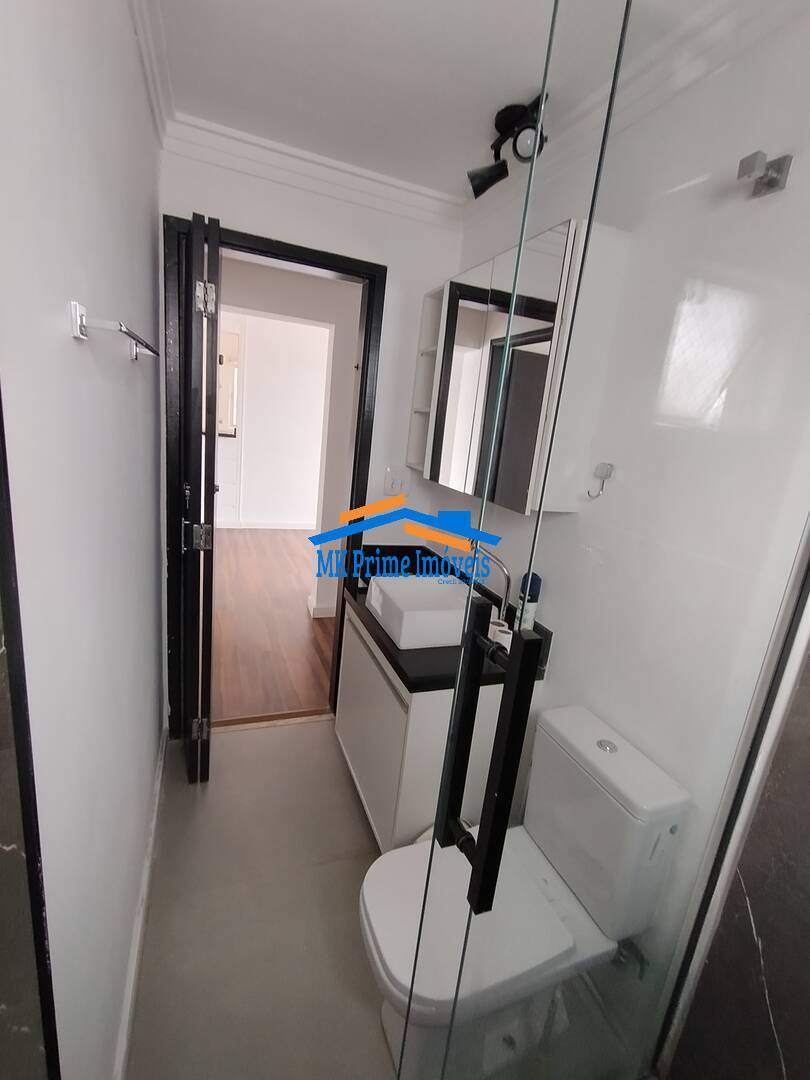 Apartamento para alugar com 2 quartos, 64m² - Foto 13
