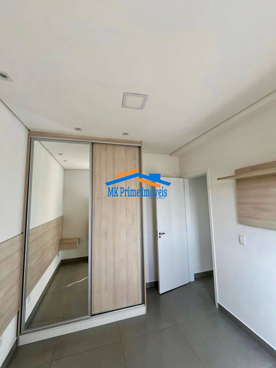 Apartamento à venda com 2 quartos, 48m² - Foto 13