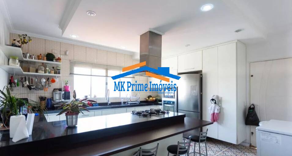 Sobrado à venda com 2 quartos, 312m² - Foto 5
