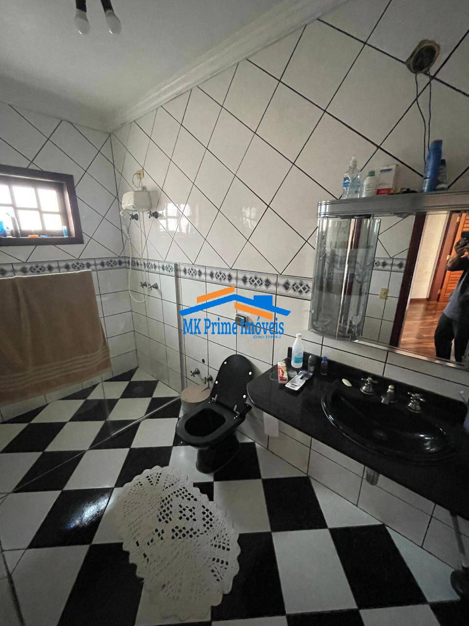 Casa de Condomínio à venda com 4 quartos, 350m² - Foto 11