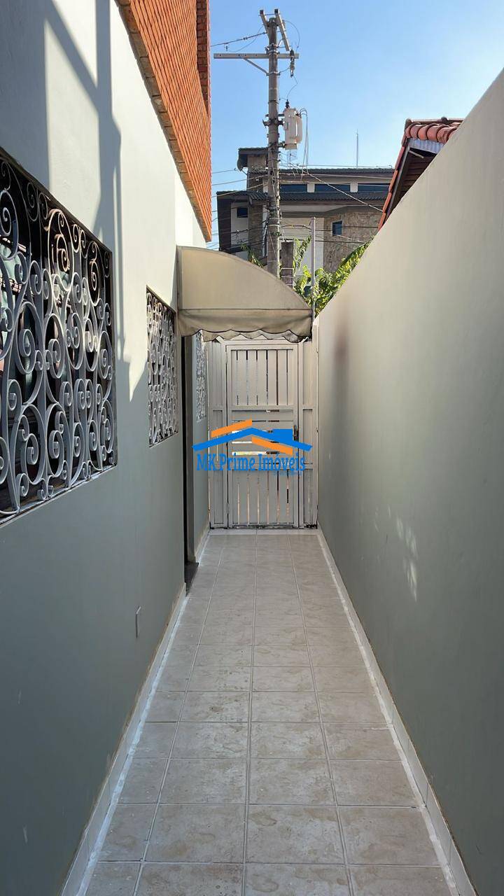 Casa de Condomínio à venda com 4 quartos, 350m² - Foto 17