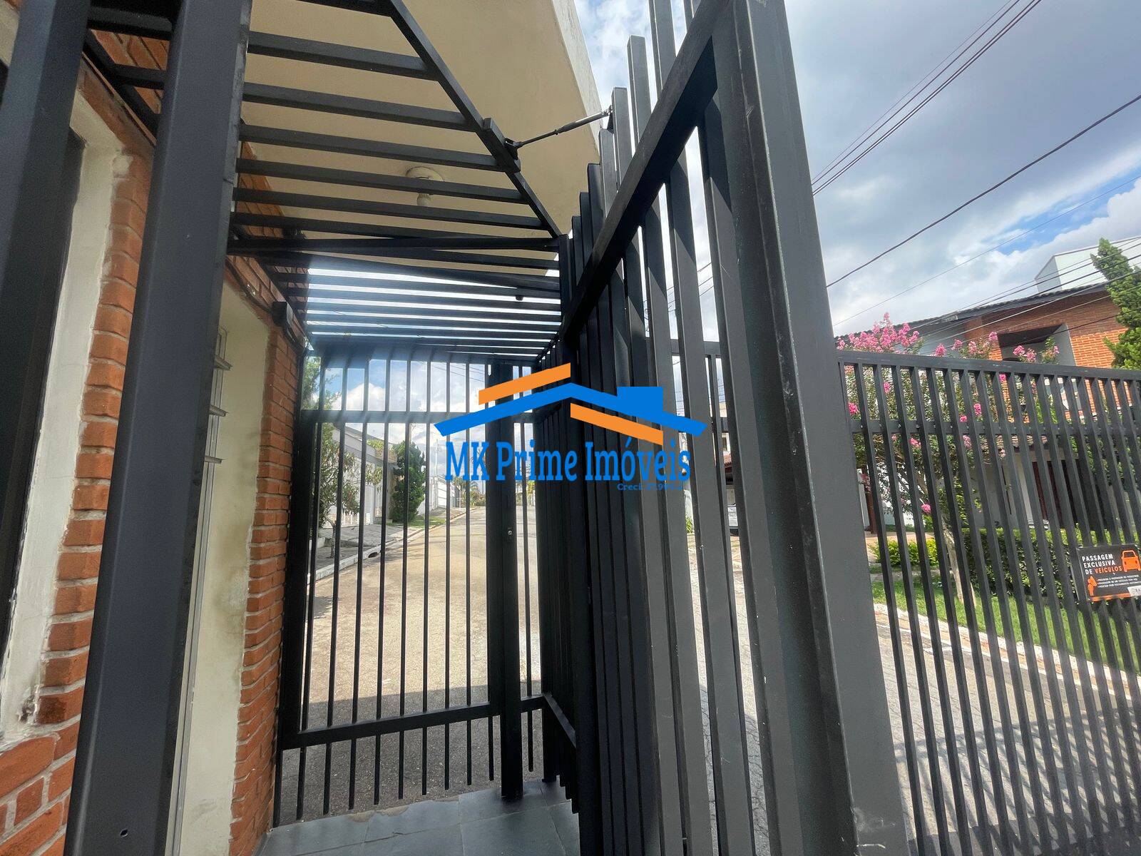 Casa de Condomínio à venda com 4 quartos, 350m² - Foto 24