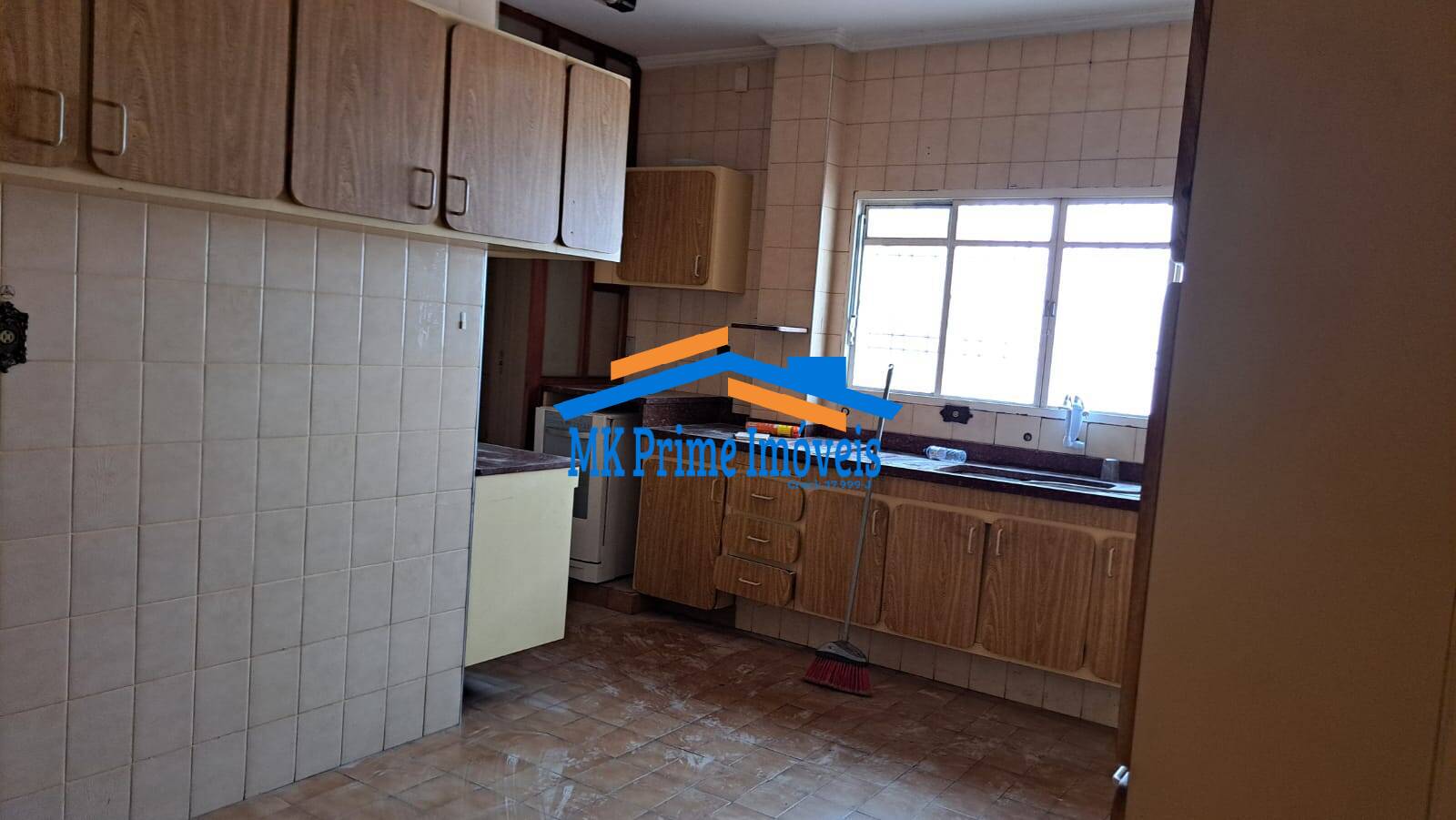 Casa para alugar com 2 quartos, 313m² - Foto 15