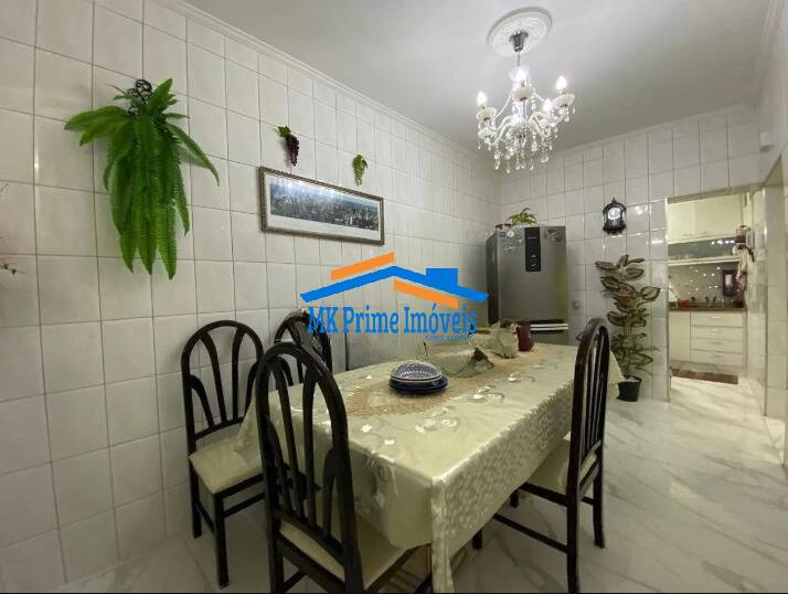 Casa à venda com 4 quartos, 140m² - Foto 5