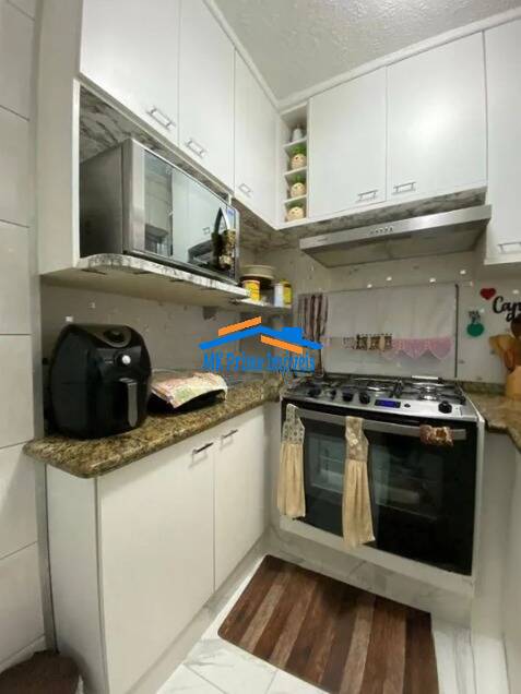 Casa à venda com 4 quartos, 140m² - Foto 11