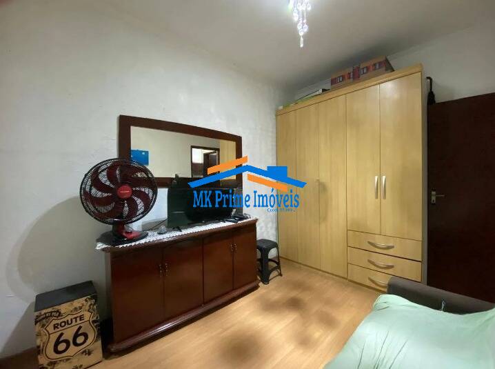 Casa à venda com 4 quartos, 140m² - Foto 18