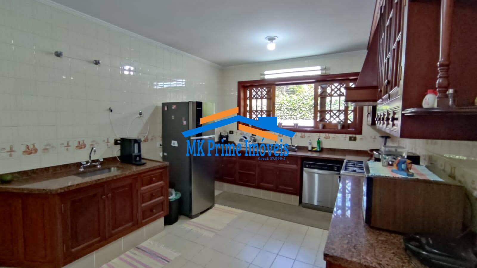 Casa de Condomínio à venda e aluguel com 4 quartos, 1500m² - Foto 9