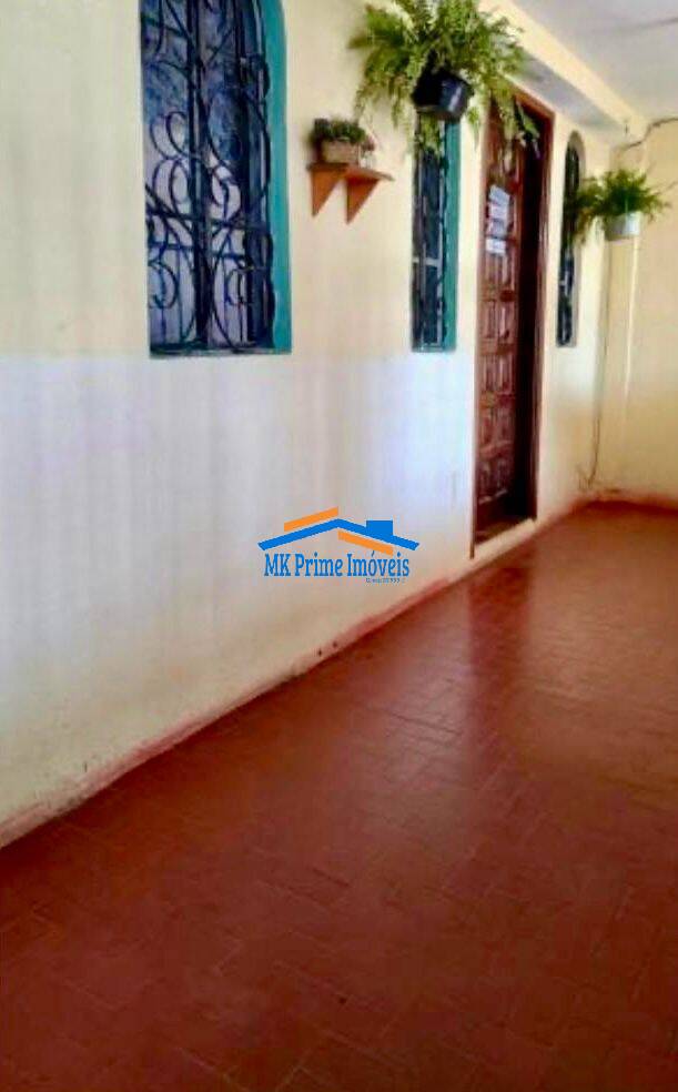 Casa à venda com 10 quartos, 345m² - Foto 10