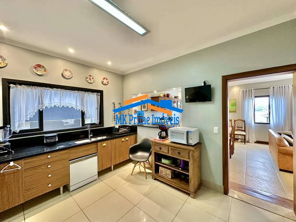 Casa de Condomínio à venda com 3 quartos, 330m² - Foto 15