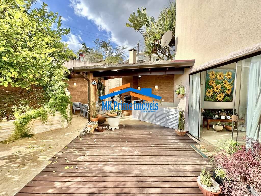 Casa de Condomínio à venda com 3 quartos, 330m² - Foto 25