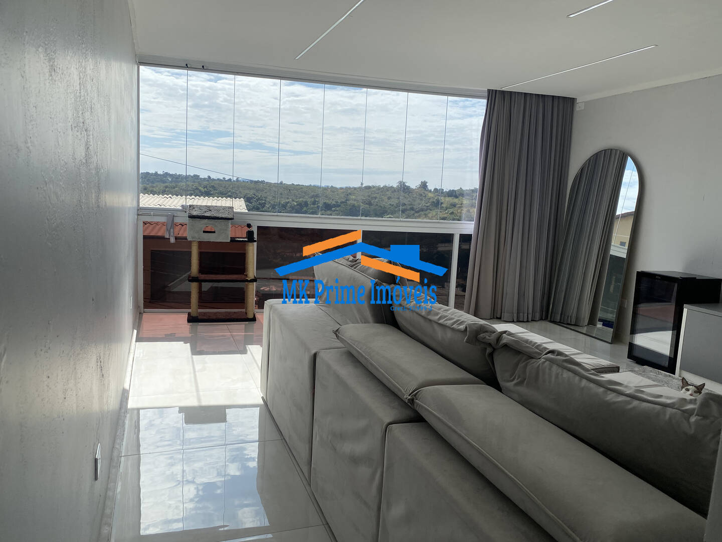 Casa à venda com 3 quartos, 180m² - Foto 4