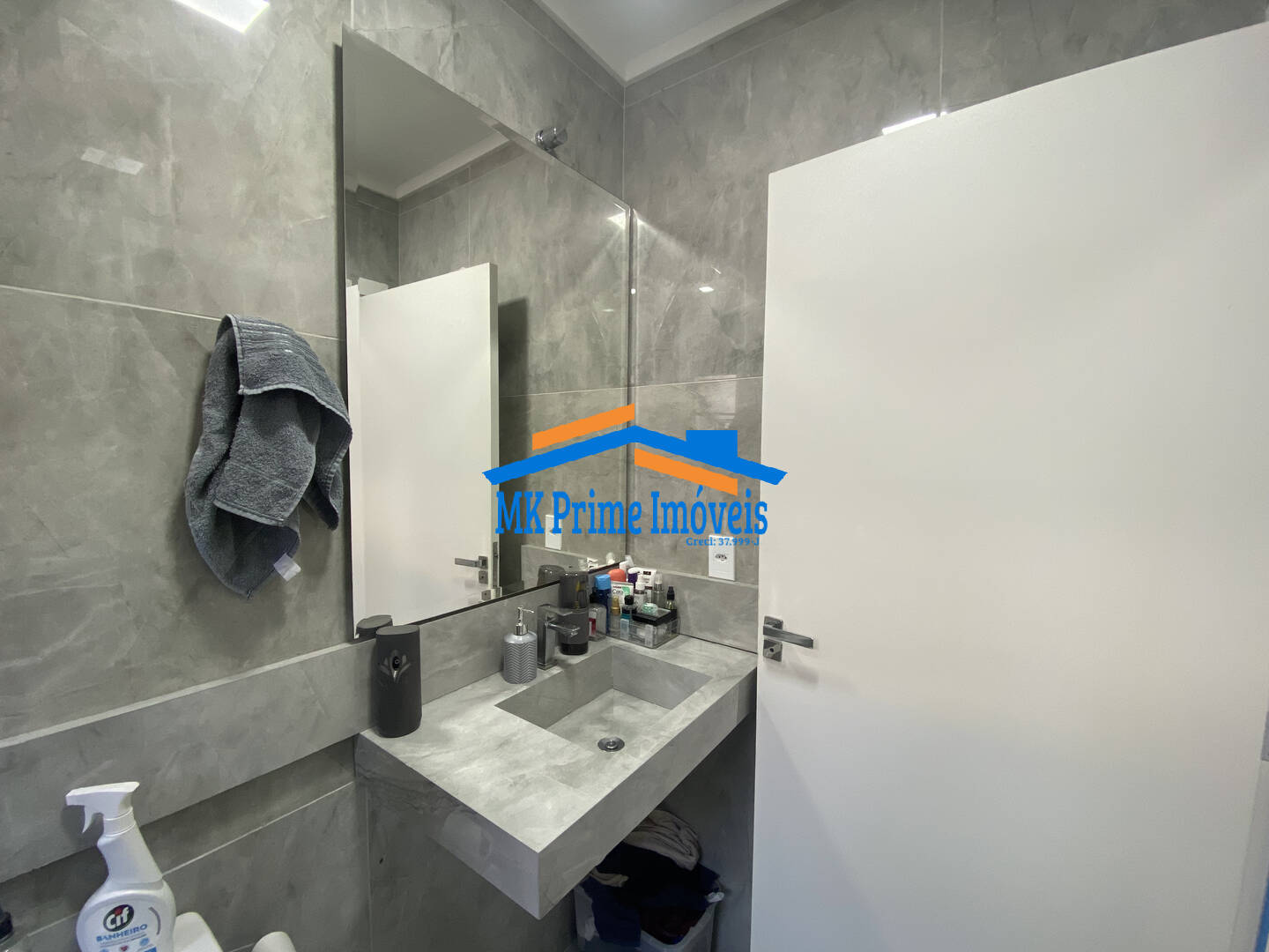 Casa à venda com 3 quartos, 180m² - Foto 11