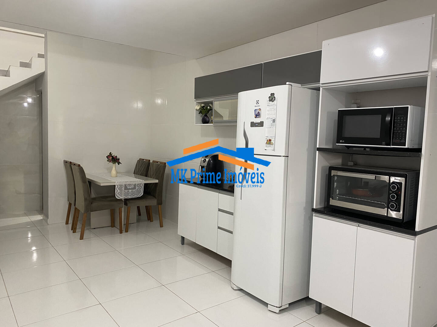 Casa à venda com 3 quartos, 180m² - Foto 26