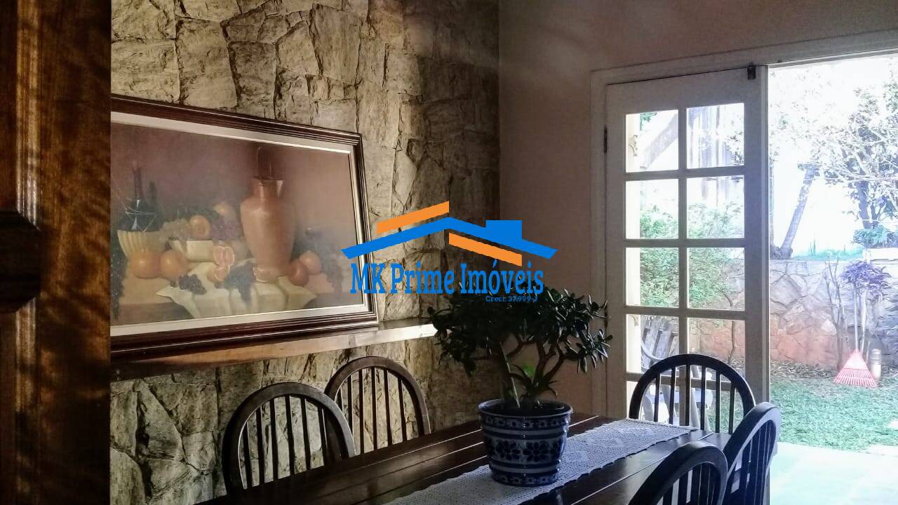 Sobrado à venda com 4 quartos, 480m² - Foto 3