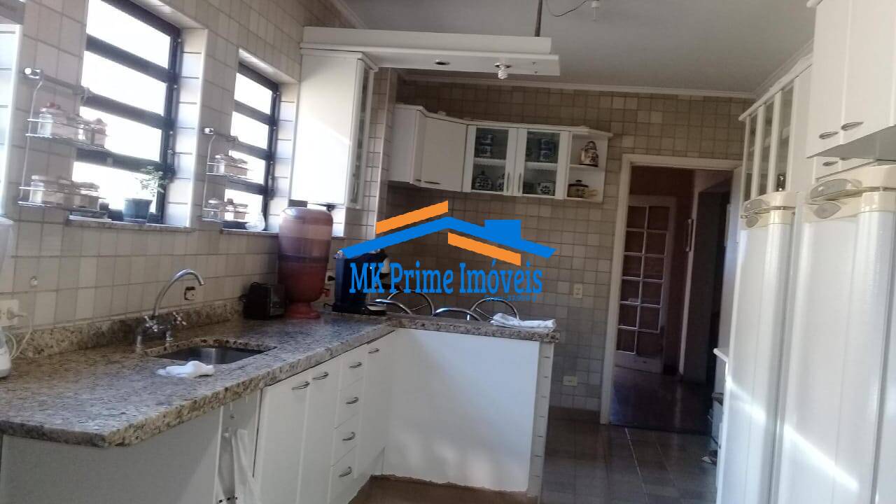 Sobrado à venda com 4 quartos, 480m² - Foto 12