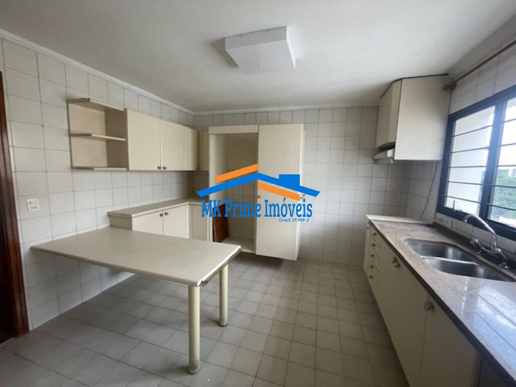 Apartamento para alugar com 4 quartos, 160m² - Foto 4