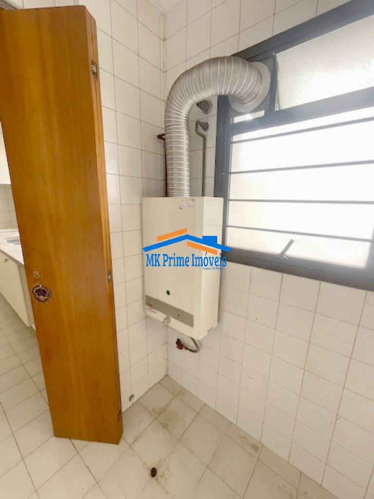 Apartamento para alugar com 4 quartos, 160m² - Foto 9