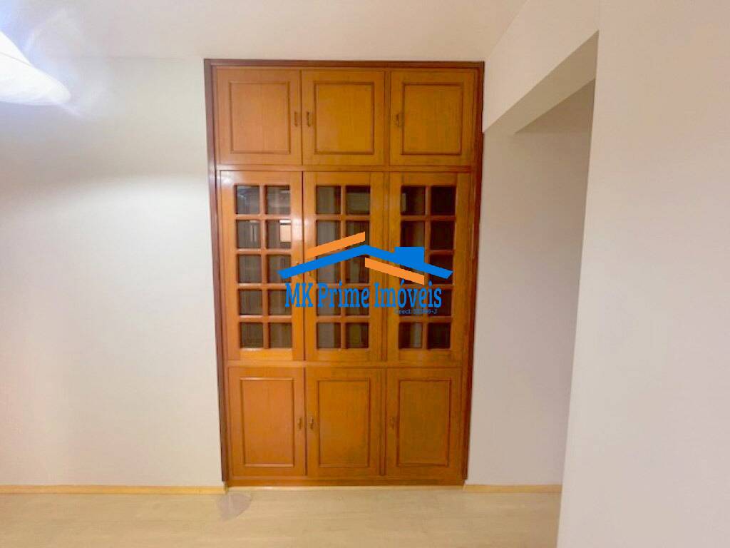 Apartamento para alugar com 4 quartos, 160m² - Foto 13
