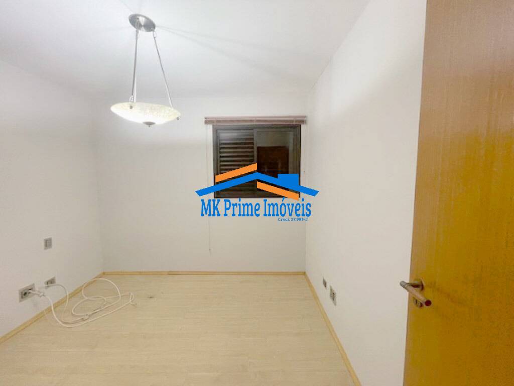 Apartamento para alugar com 4 quartos, 160m² - Foto 11