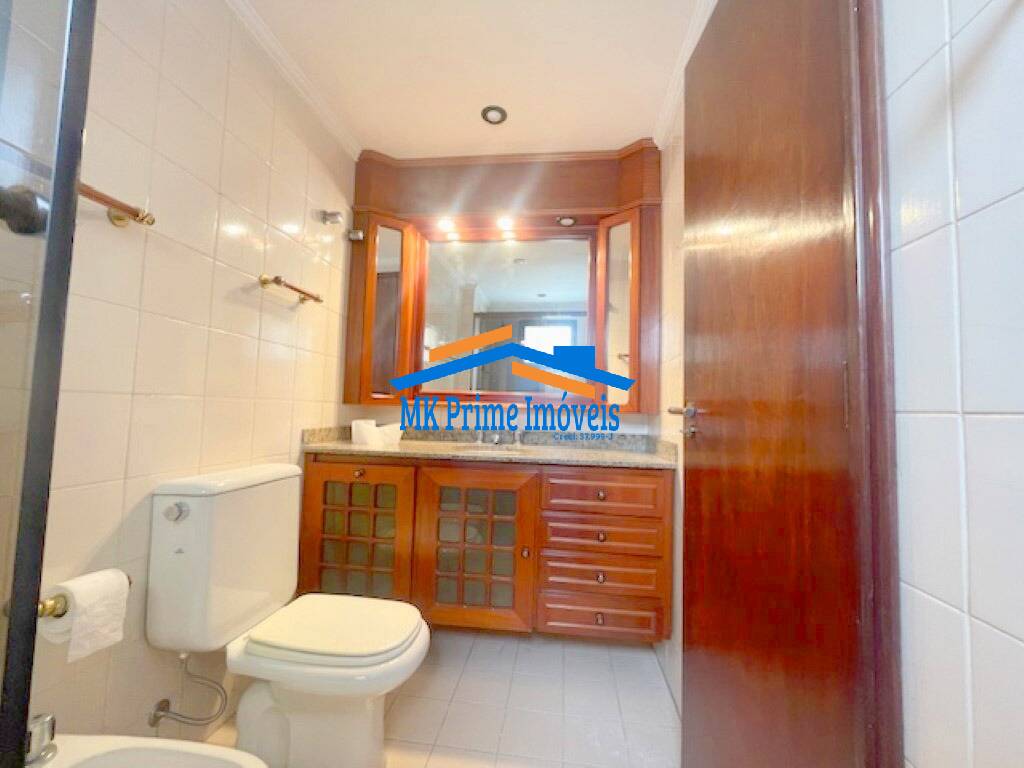 Apartamento para alugar com 4 quartos, 160m² - Foto 27