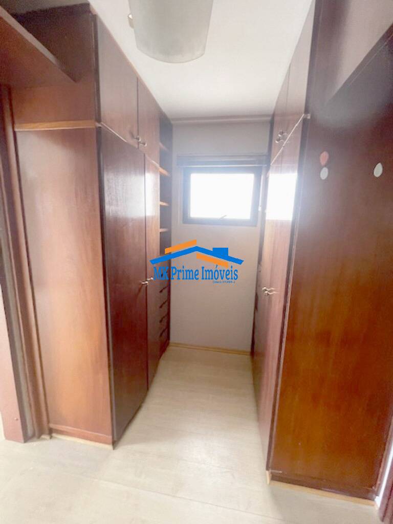 Apartamento para alugar com 4 quartos, 160m² - Foto 25