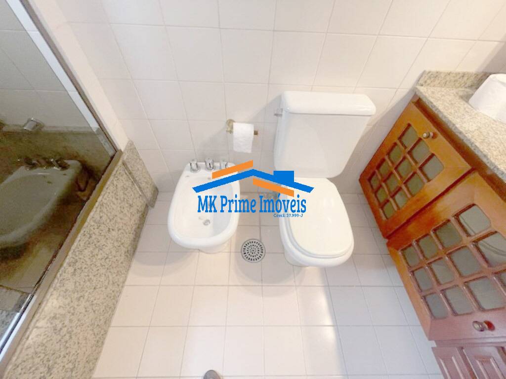 Apartamento para alugar com 4 quartos, 160m² - Foto 28