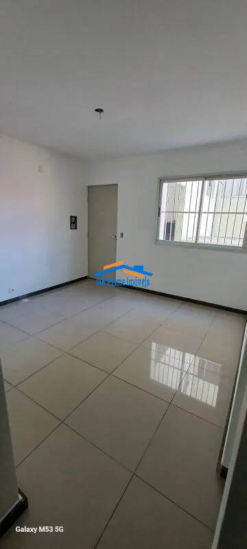 Apartamento à venda com 2 quartos, 45m² - Foto 2