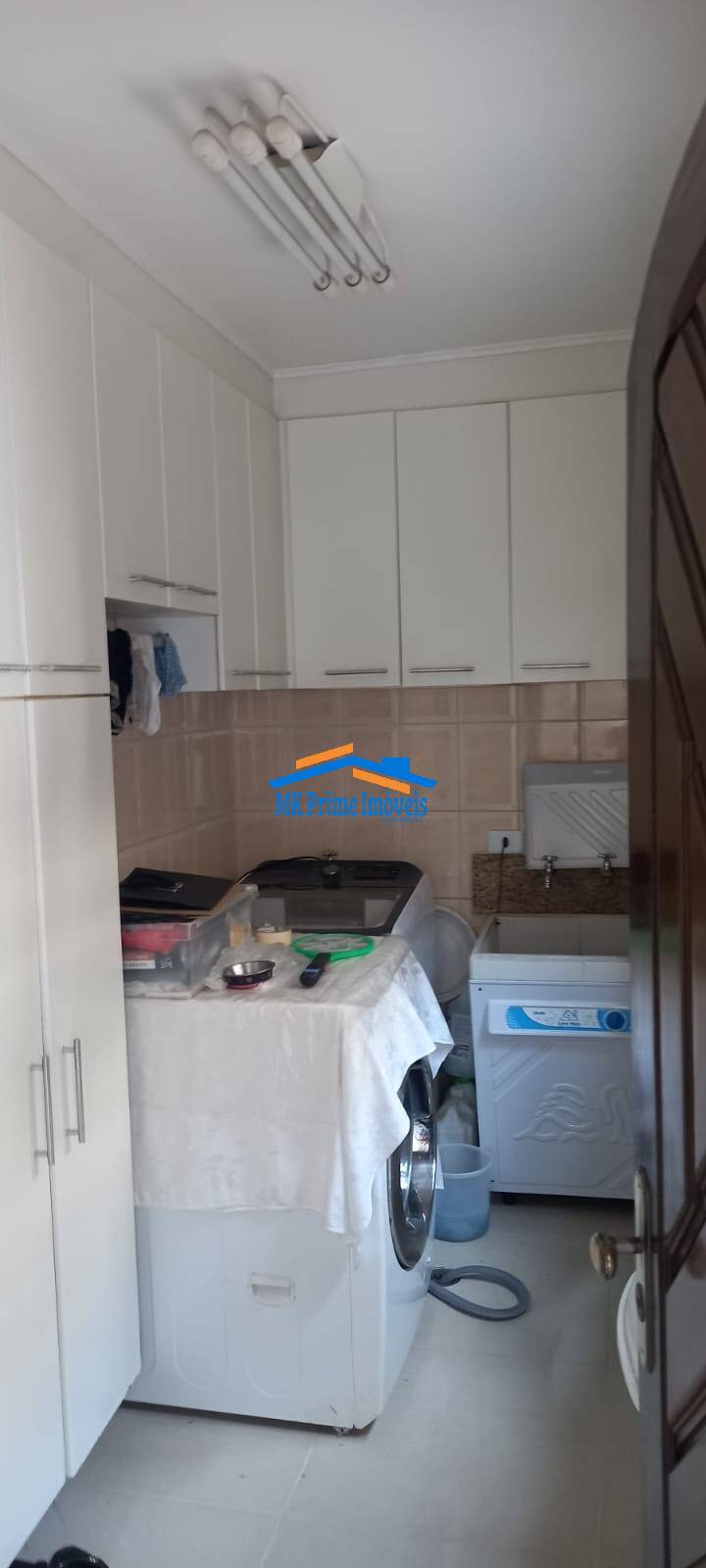 Sobrado à venda com 3 quartos, 183500m² - Foto 6