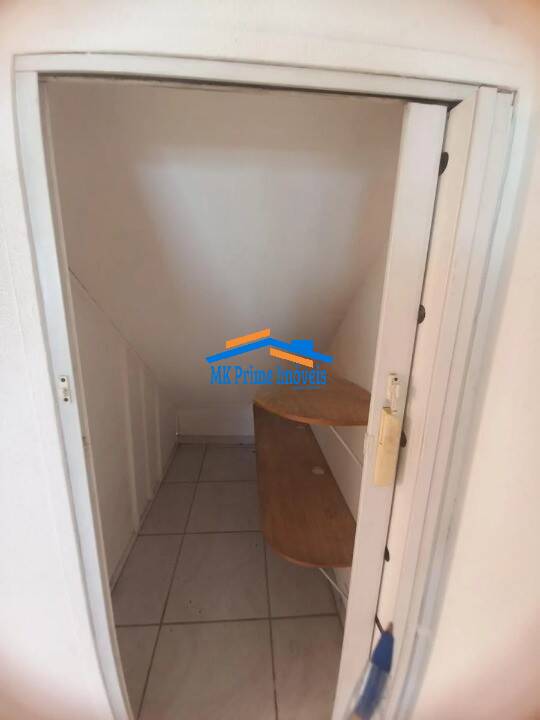 Sobrado à venda e aluguel com 5 quartos, 201m² - Foto 9