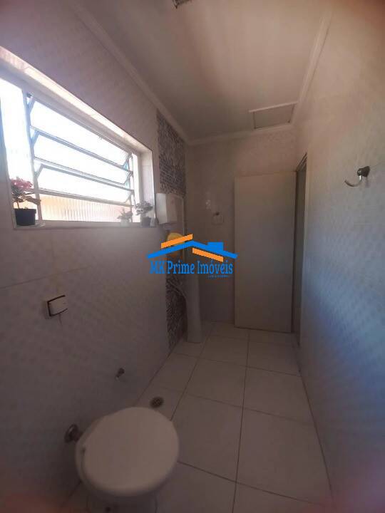 Sobrado à venda e aluguel com 5 quartos, 201m² - Foto 16