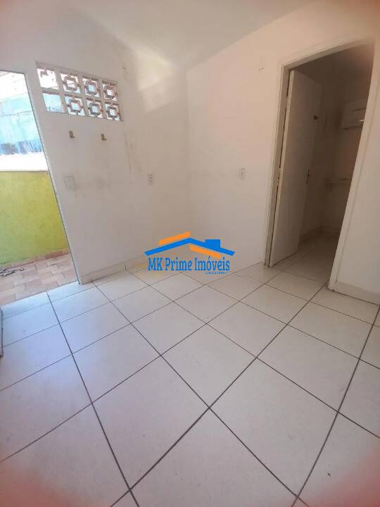 Sobrado à venda e aluguel com 5 quartos, 201m² - Foto 17