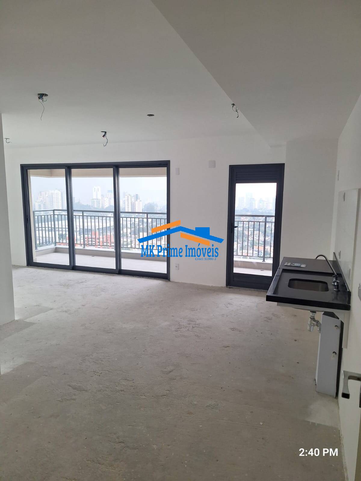 Apartamento à venda com 3 quartos, 100m² - Foto 1