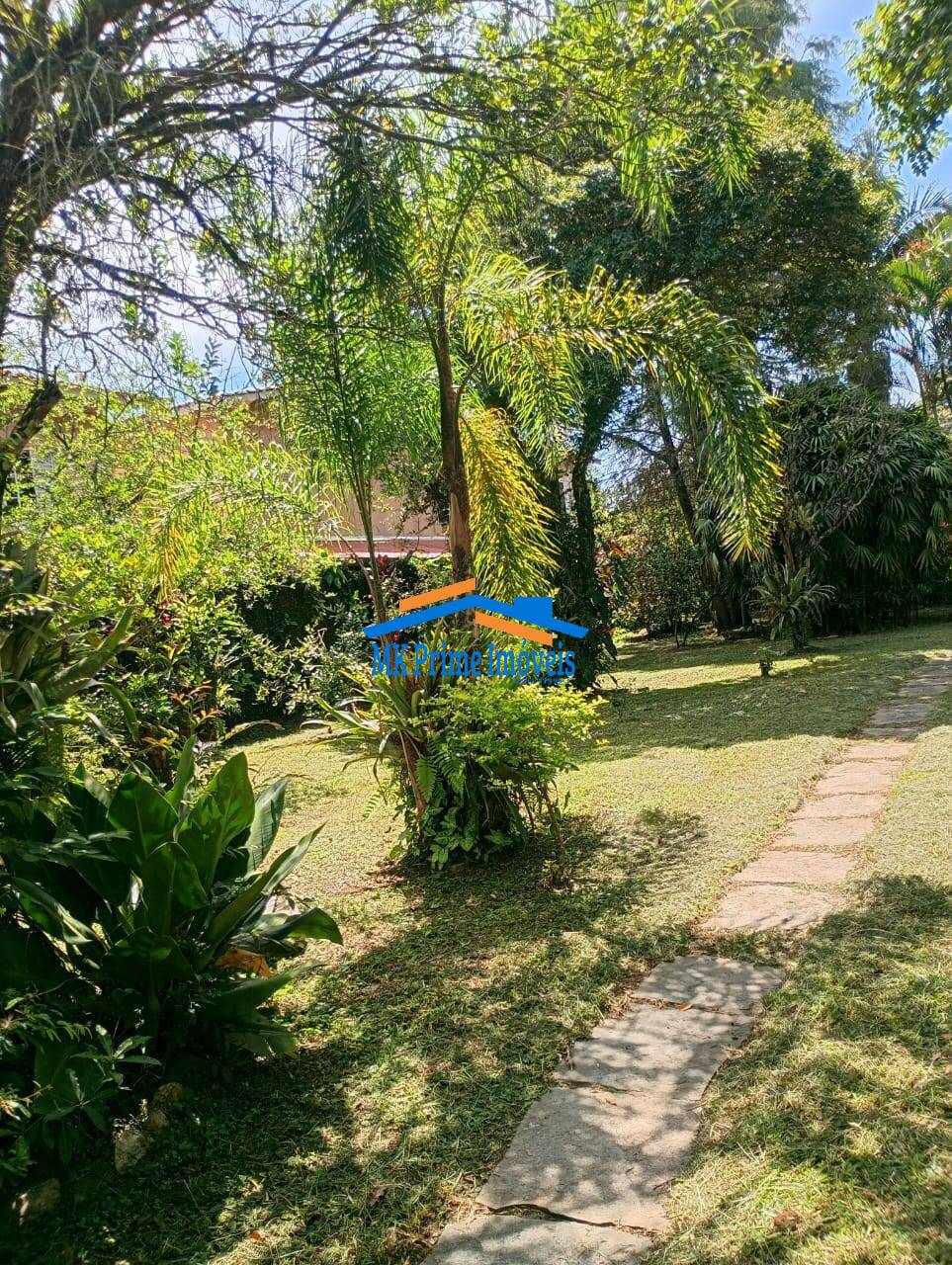 Chácara, 2 quartos, 1022 m² - Foto 2