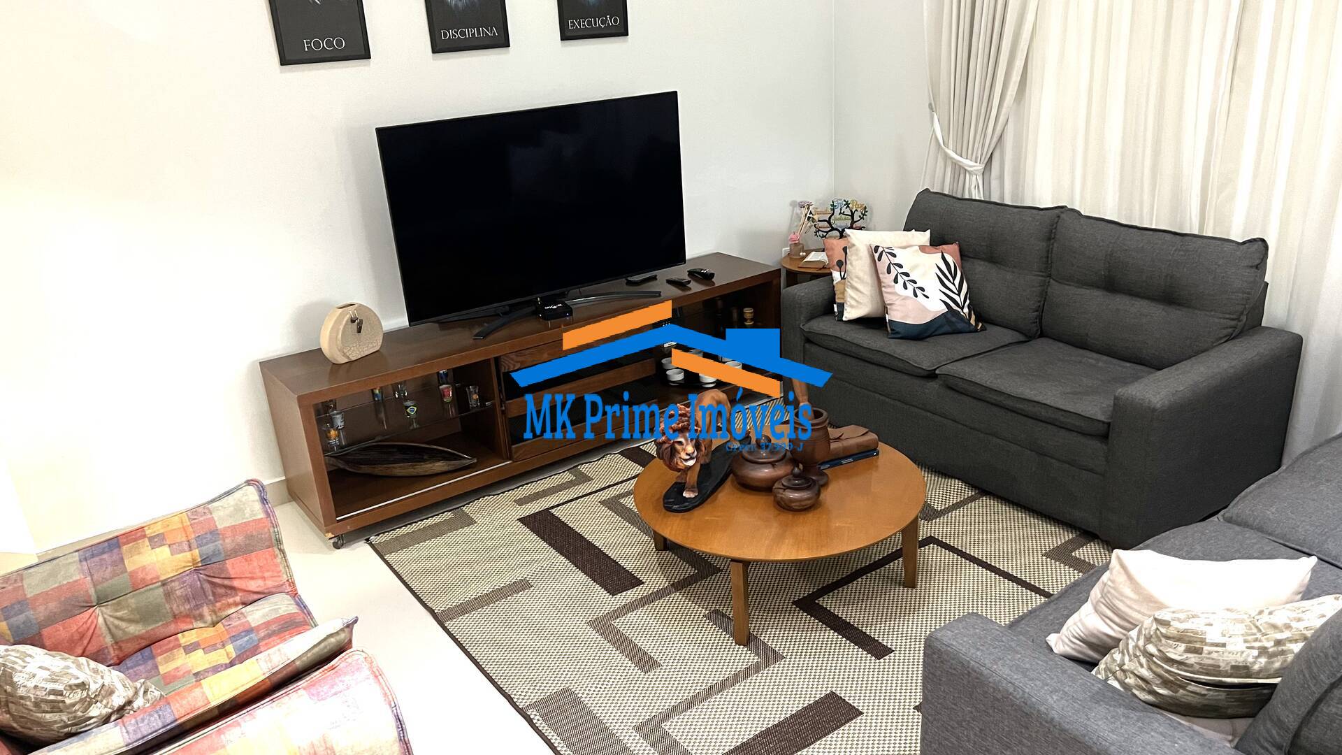 Casa de Condomínio à venda com 5 quartos, 414m² - Foto 2