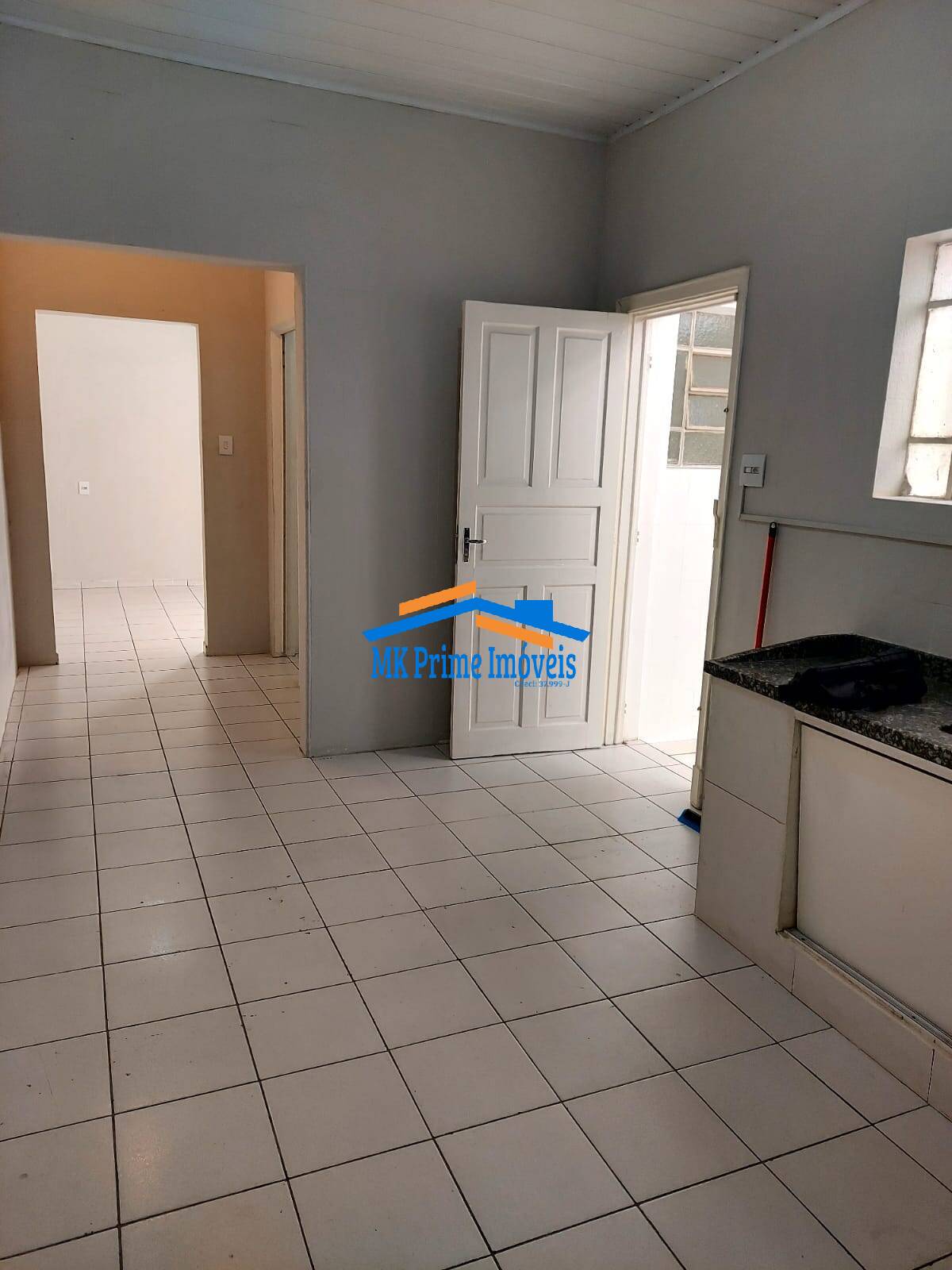 Casa para alugar com 8 quartos, 280m² - Foto 5