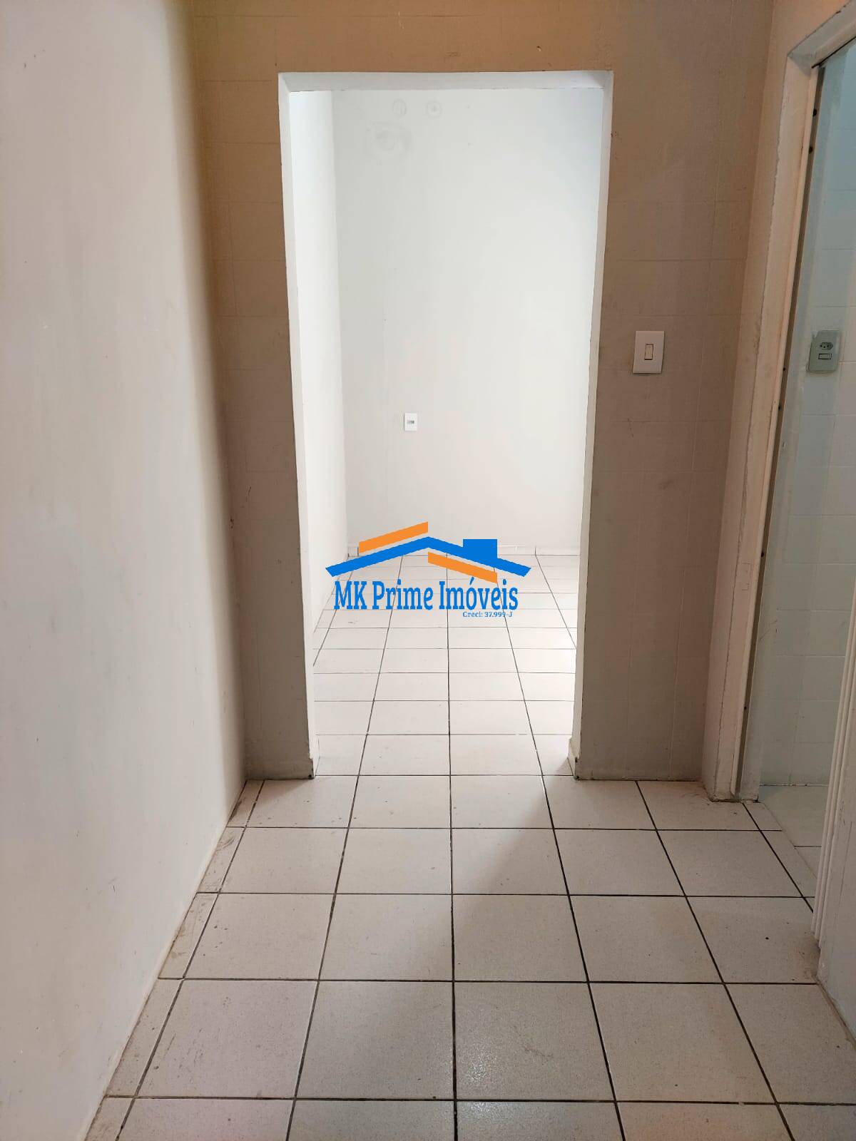 Casa para alugar com 8 quartos, 280m² - Foto 12