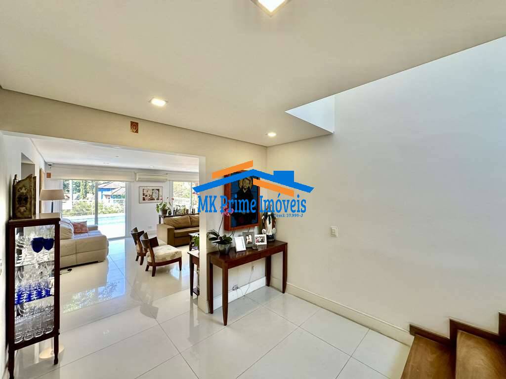 Casa de Condomínio à venda com 5 quartos, 375m² - Foto 8
