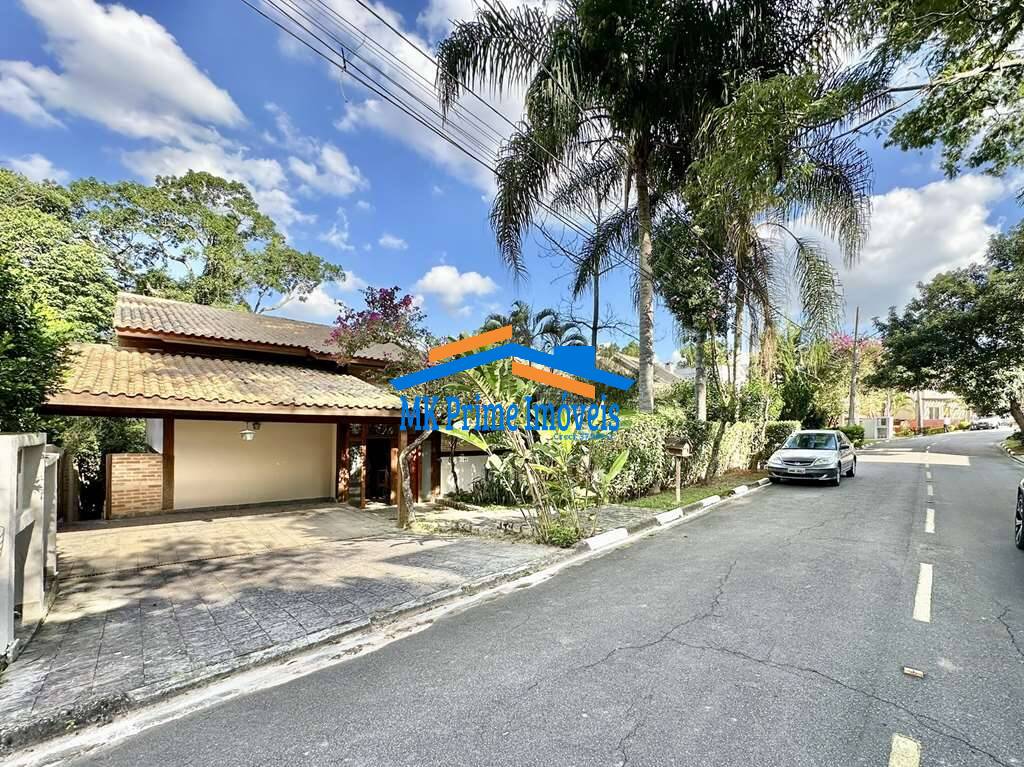Casa de Condomínio à venda com 5 quartos, 321m² - Foto 2