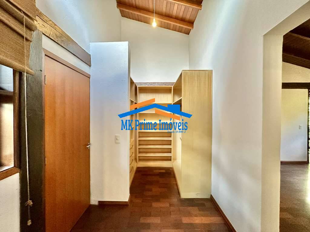 Casa de Condomínio à venda com 5 quartos, 321m² - Foto 32