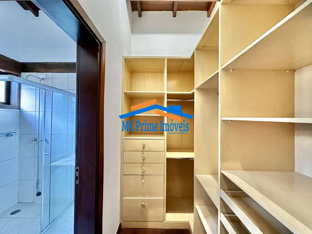 Casa de Condomínio à venda com 5 quartos, 321m² - Foto 42