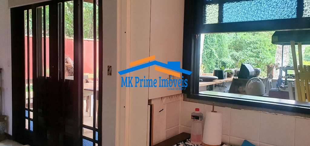 Casa de Condomínio à venda com 4 quartos, 213m² - Foto 29