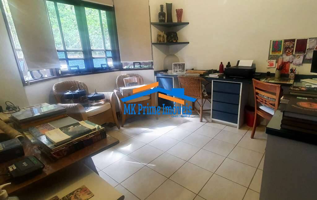 Casa de Condomínio à venda com 4 quartos, 213m² - Foto 18